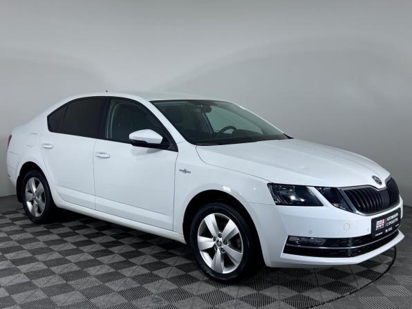 Skoda Octavia III (A7) Рестайлинг с пробегом 2019 года, цена 2 170 000 рублей, 40143 км, лифтбек, Автокод Объявления