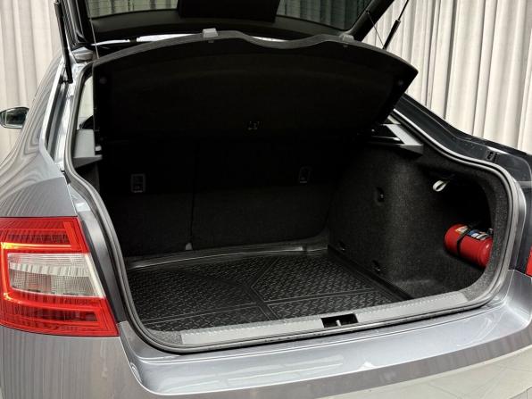 Skoda Octavia III (A7) Рестайлинг с пробегом 2017 года, цена 1 849 000 рублей, 141441 км, лифтбек, Автокод Объявления