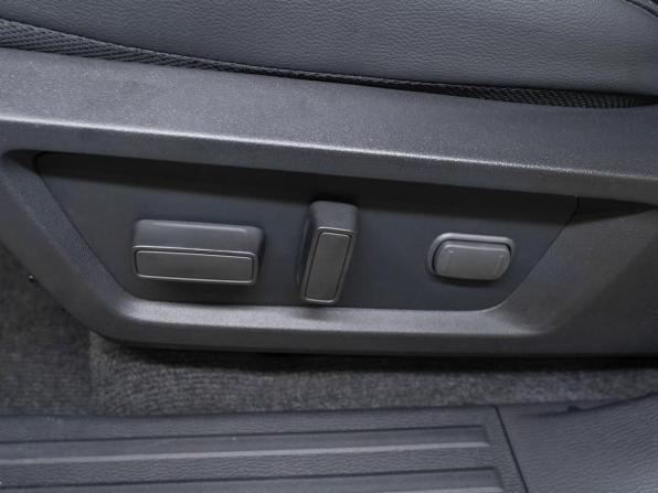 Mitsubishi L200 VI с пробегом 2025 года, цена 5 400 000 рублей, 50 км, пикап, Автокод Объявления