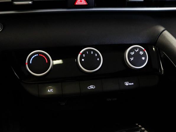 Hyundai Elantra VII (CN7) Рестайлинг с пробегом 2023 года, цена 2 099 000 рублей, 43120 км, седан, Автокод Объявления