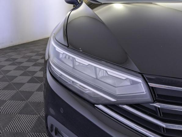 Volkswagen Passat B8 Рестайлинг с пробегом 2021 года, цена 2 470 000 рублей, 90268 км, седан, Автокод Объявления