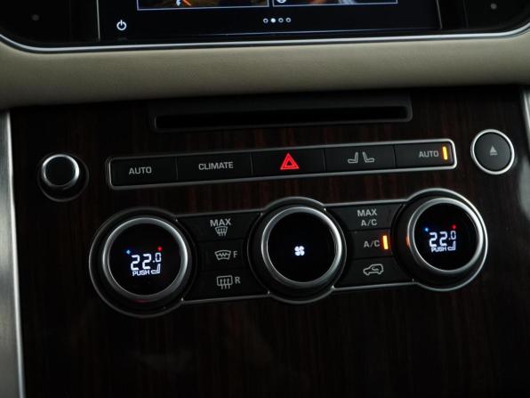 Land Rover Range Rover IV с пробегом 2016 года, цена 4 199 046 рублей, 96713 км, внедорожник, Автокод Объявления