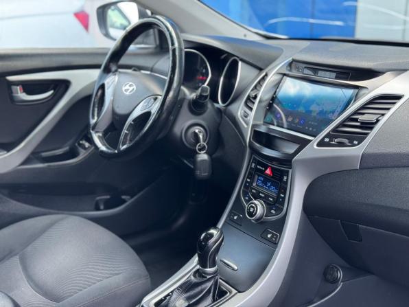 Hyundai Elantra V (MD) Рестайлинг с пробегом 2014 года, цена 1 195 000 рублей, 183000 км, седан, Автокод Объявления