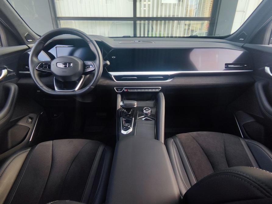 Geely Monjaro I Москва  - изображение 15