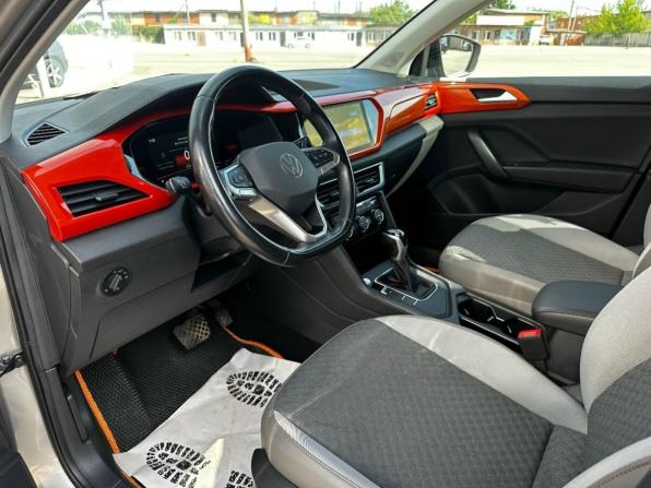 Volkswagen Taos I с пробегом 2021 года, цена 2 295 000 рублей, 86075 км, внедорожник, Автокод Объявления