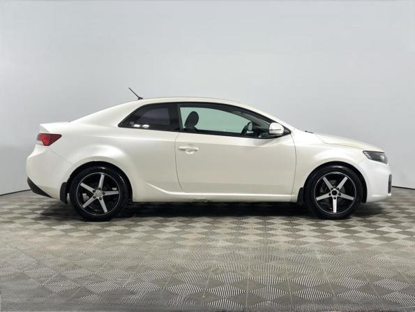 Kia Cerato II с пробегом 2010 года, цена 749 900 рублей, 209480 км, купе, Автокод Объявления