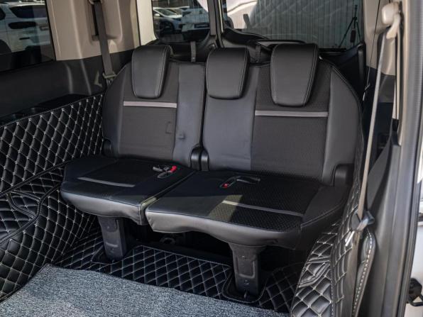 Honda Stepwgn V Рестайлинг с пробегом 2019 года, цена 2 990 000 рублей, 45072 км, минивэн, Автокод Объявления