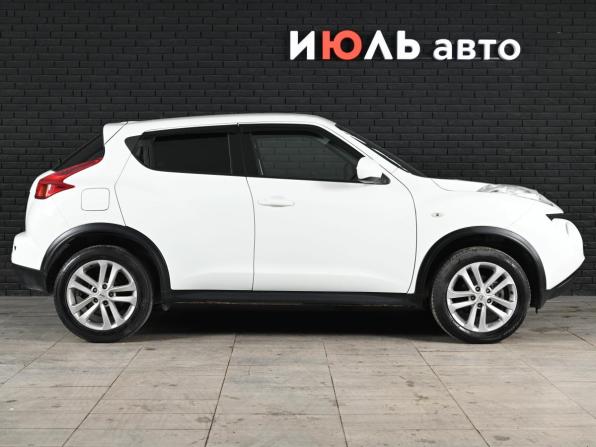 Nissan Juke I с пробегом 2014 года, цена 1 000 000 рублей, 108675 км, внедорожник, Автокод Объявления