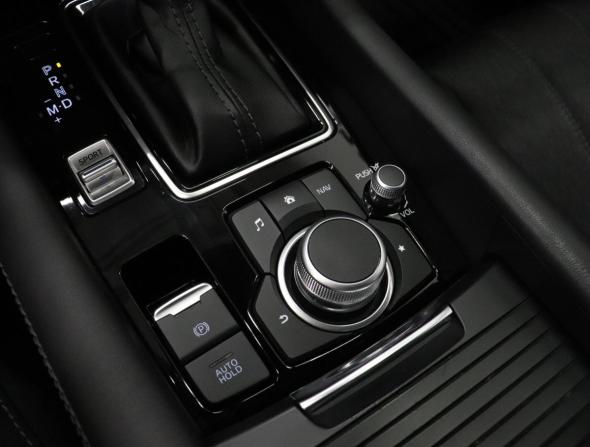 Mazda 6 III (GJ) Рестайлинг 2 с пробегом 2021 года, цена 2 390 000 рублей, 107688 км, седан, Автокод Объявления