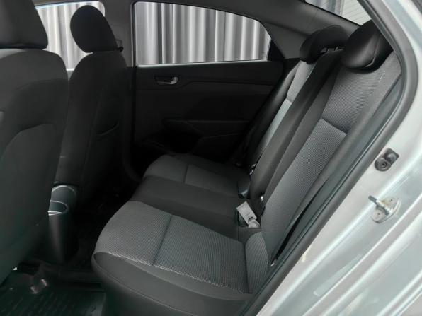 Hyundai Solaris II с пробегом 2019 года, цена 1 285 000 рублей, 138078 км, седан, Автокод Объявления