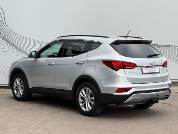 Hyundai Santa Fe III Рестайлинг с пробегом 2016 года, цена 1 900 000 рублей, 113168 км, внедорожник, Автокод Объявления