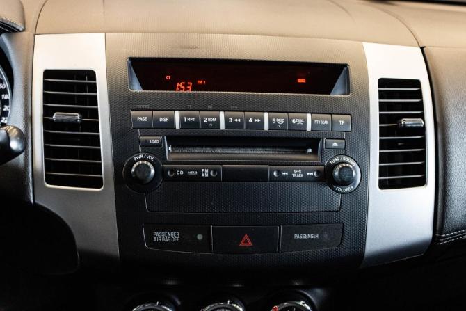 Mitsubishi Outlander II Рестайлинг с пробегом 2010 года, цена 1 149 000 рублей, 182726 км, внедорожник, Автокод Объявления