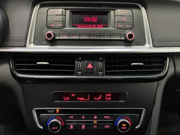 Kia Optima IV Рестайлинг с пробегом 2020 года, цена 2 150 000 рублей, 76000 км, седан, Автокод Объявления