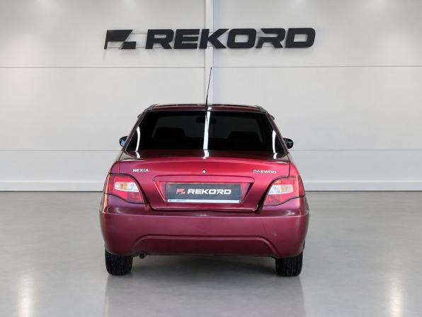 Daewoo Nexia I Рестайлинг с пробегом 2011 года, цена 149 000 рублей, 140501 км, седан, Автокод Объявления