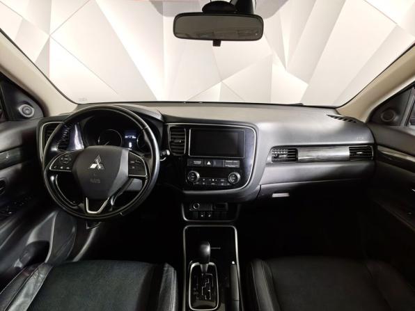 Mitsubishi Outlander III Рестайлинг 2 с пробегом 2017 года, цена 1 855 000 рублей, 97501 км, внедорожник, Автокод Объявления