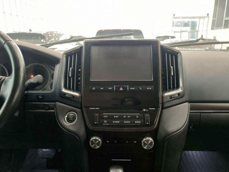 Toyota Land Cruiser 200 Series Рестайлинг 2 Казань  - изображение 18