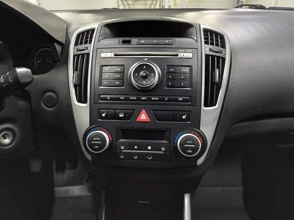 Kia Ceed I Рестайлинг с пробегом 2011 года, цена 620 000 рублей, 195439 км, хэтчбек, Автокод Объявления