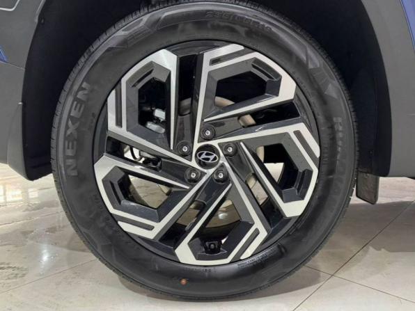 Новый Hyundai Tucson IV Рестайлинг 2025 года, цена 4 599 000 рублей, внедорожник, Автокод Объявления