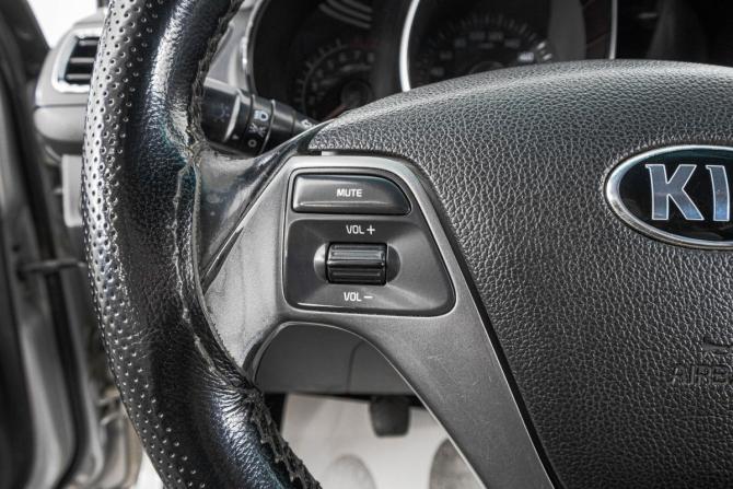 Kia Rio III Рестайлинг с пробегом 2016 года, цена 749 000 рублей, 203000 км, седан, Автокод Объявления