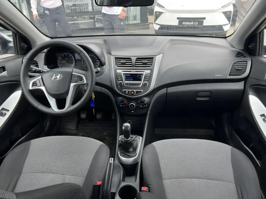 Hyundai Solaris I Волгоград  - изображение 14