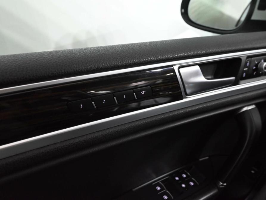 Volkswagen Touareg II Рестайлинг Екатеринбург  - изображение 14