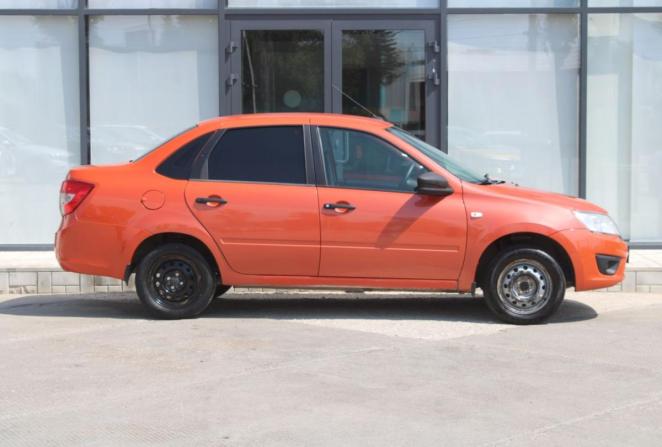 Lada (ВАЗ) Granta I с пробегом 2018 года, цена 445 000 рублей, 216762 км, седан, Автокод Объявления