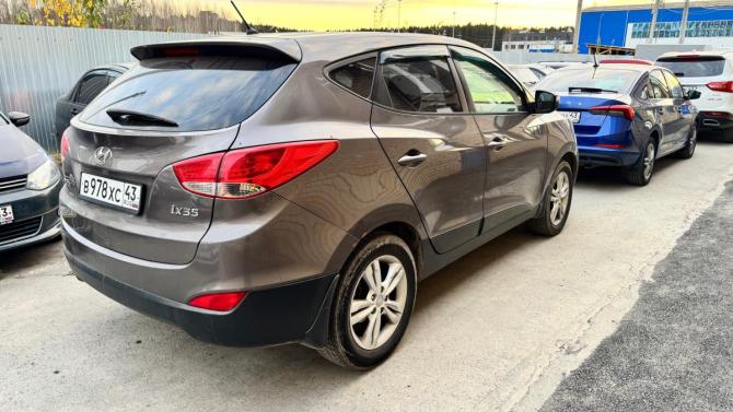 Hyundai ix35 I Рестайлинг с пробегом 2013 года, цена 790 000 рублей, 209857 км, внедорожник, Автокод Объявления