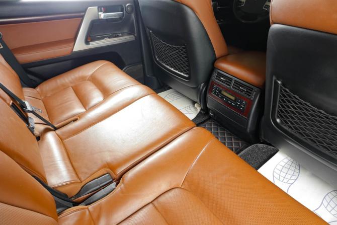 Toyota Land Cruiser 200 Series Рестайлинг 1 с пробегом 2014 года, цена 4 649 000 рублей, 228731 км, внедорожник, Автокод Объявления