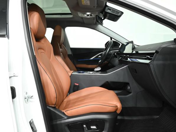 Omoda C5 I с пробегом 2022 года, цена 2 030 000 рублей, 13025 км, внедорожник, Автокод Объявления