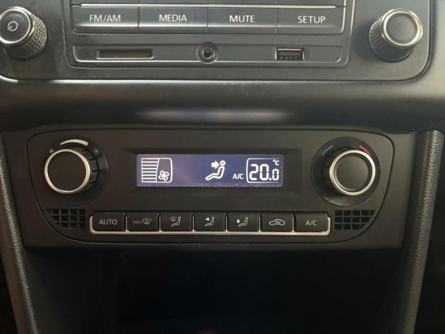 Volkswagen Polo V Рестайлинг Санкт-Петербург  - изображение 13