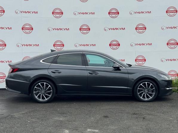Hyundai Sonata VIII (DN8) с пробегом 2022 года, цена 2 869 000 рублей, 67412 км, седан, Автокод Объявления