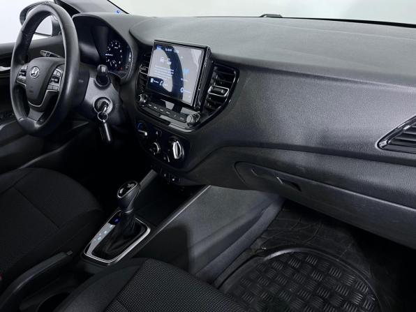 Hyundai Solaris II Рестайлинг с пробегом 2020 года, цена 1 720 000 рублей, 58484 км, седан, Автокод Объявления