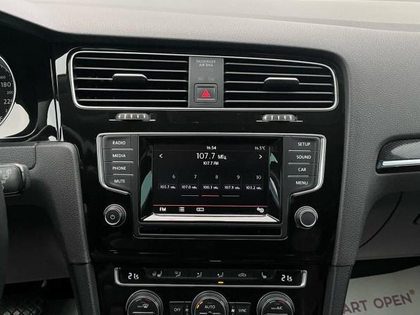 Volkswagen Golf VII с пробегом 2014 года, цена 1 370 000 рублей, 202827 км, хэтчбек, Автокод Объявления