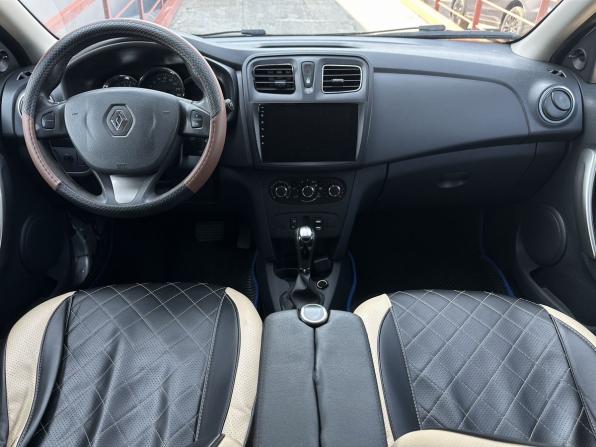 Renault Logan II с пробегом 2017 года, цена 570 000 рублей, 251702 км, седан, Автокод Объявления