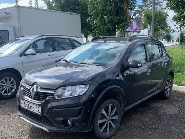Renault Sandero II с пробегом 2015 года, цена 850 000 рублей, 89067 км, хэтчбек, Автокод Объявления