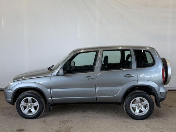 Chevrolet Niva I Рестайлинг с пробегом 2016 года, цена 670 000 рублей, 79500 км, внедорожник, Автокод Объявления