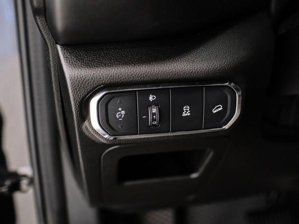 Haval Jolion I с пробегом 2023 года, цена 1 996 000 рублей, 29419 км, внедорожник, Автокод Объявления