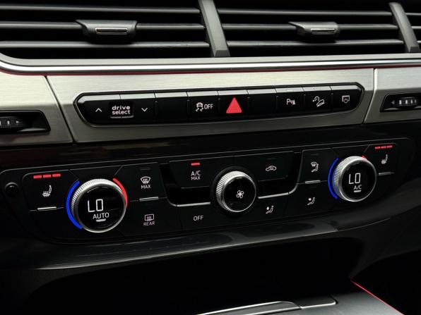 Audi Q7 II (4M) с пробегом 2017 года, цена 3 899 000 рублей, 185986 км, внедорожник, Автокод Объявления