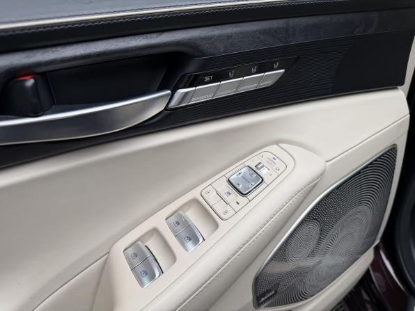 Genesis G90 I с пробегом 2019 года, цена 2 590 000 рублей, 238321 км, седан, Автокод Объявления