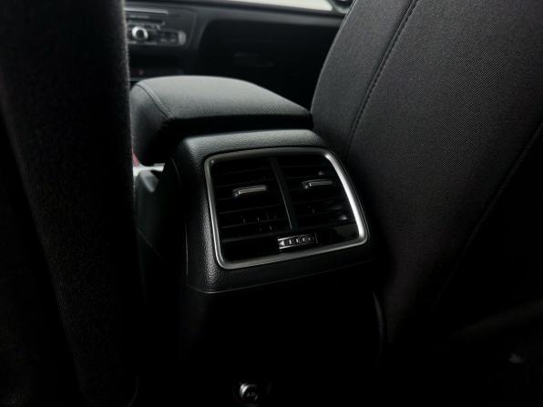 Audi Q3 I (8U) Рестайлинг с пробегом 2015 года, цена 1 999 000 рублей, 163300 км, внедорожник, Автокод Объявления