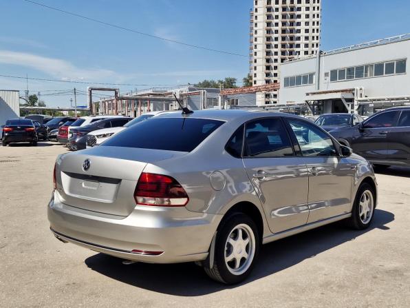 Volkswagen Polo V Рестайлинг с пробегом 2018 года, цена 1 389 000 рублей, 90193 км, седан, Автокод Объявления