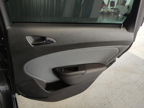Opel Astra J Рестайлинг с пробегом 2013 года, цена 757 000 рублей, 183636 км, седан, Автокод Объявления