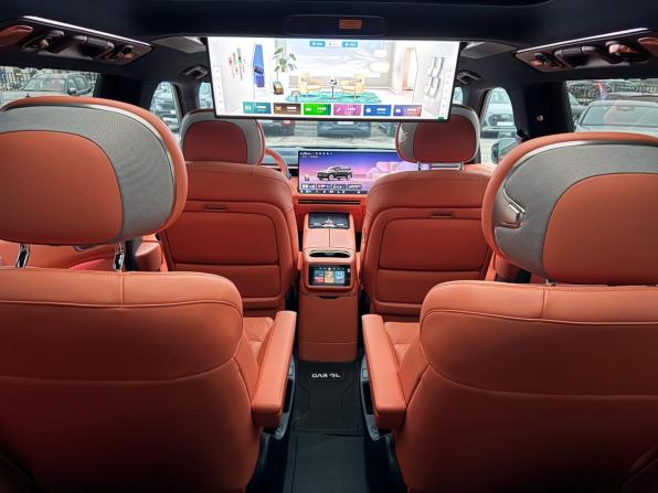 Lynk &amp; Co 900 с пробегом 2026 года, цена 7 990 000 рублей, 10 км, внедорожник, Автокод Объявления