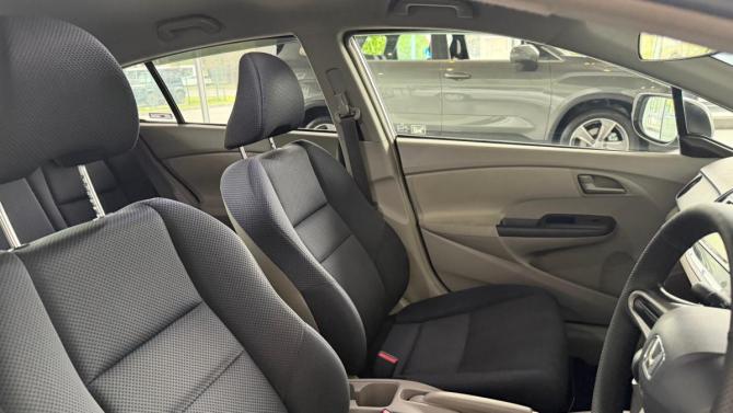 Honda Insight II с пробегом 2009 года, цена 815 000 рублей, 132000 км, хэтчбек, Автокод Объявления