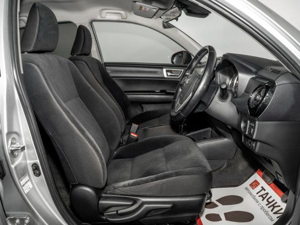 Toyota Corolla XI (E160 E170 E180) Рестайлинг 1 с пробегом 2015 года, цена 1 229 500 рублей, 73332 км, седан, Автокод Объявления