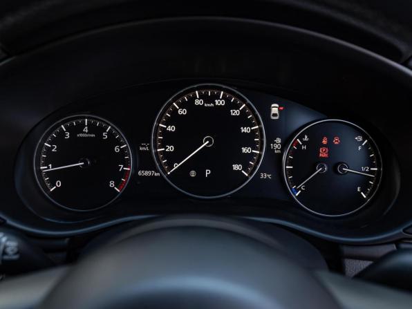 Mazda 3 IV (BP) с пробегом 2019 года, цена 1 770 000 рублей, 65897 км, хэтчбек, Автокод Объявления