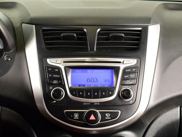 Hyundai Solaris I с пробегом 2013 года, цена 689 999 рублей, 276132 км, седан, Автокод Объявления
