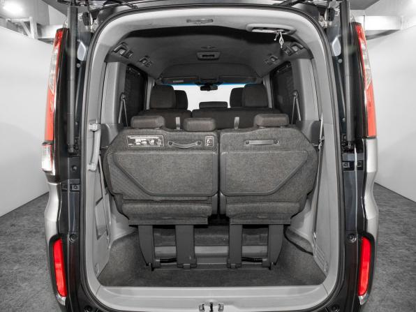 Honda Stepwgn V Рестайлинг с пробегом 2018 года, цена 2 110 000 рублей, 108860 км, минивэн, Автокод Объявления
