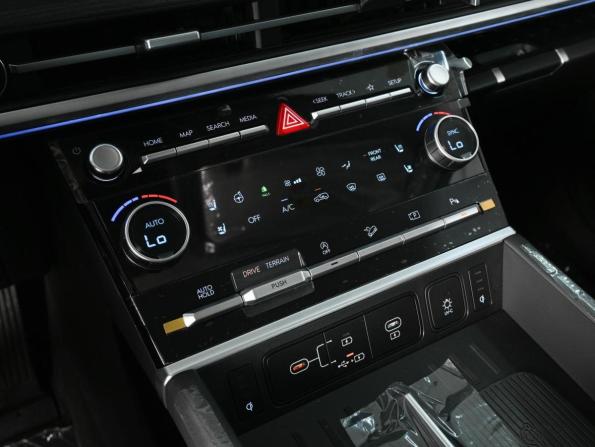 Hyundai Santa Fe V (MX5) с пробегом 2026 года, цена 5 799 000 рублей, 92 км, внедорожник, Автокод Объявления