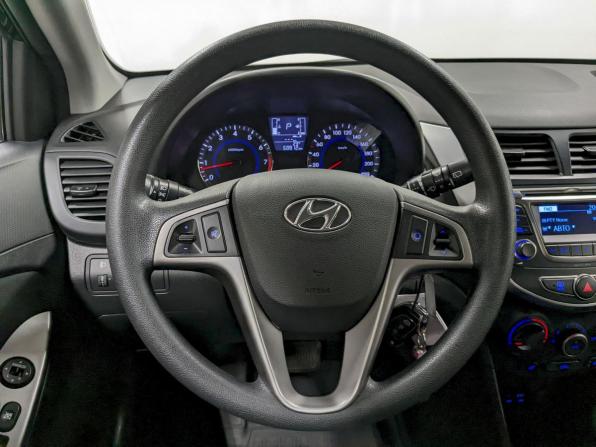 Hyundai Solaris I Рестайлинг с пробегом 2015 года, цена 1 160 000 рублей, 68850 км, хэтчбек, Автокод Объявления